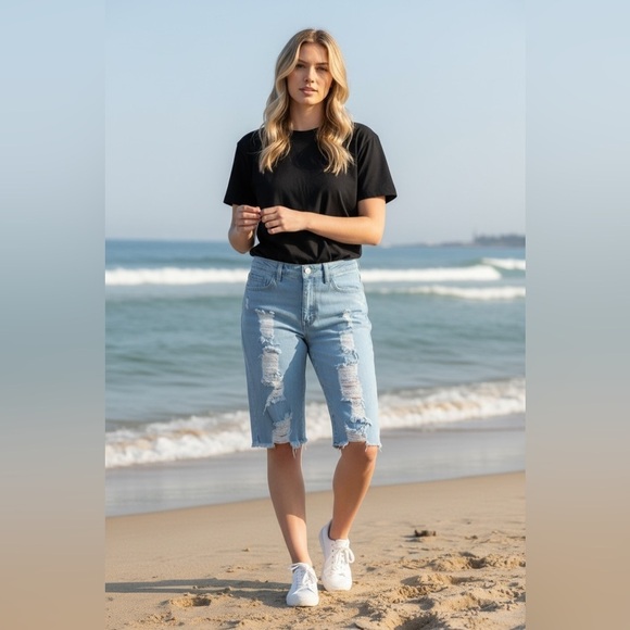 Encore Jeans Pants - Encore Jeans denim light blue raw hem distressed shorts 1X ripped detail stretch